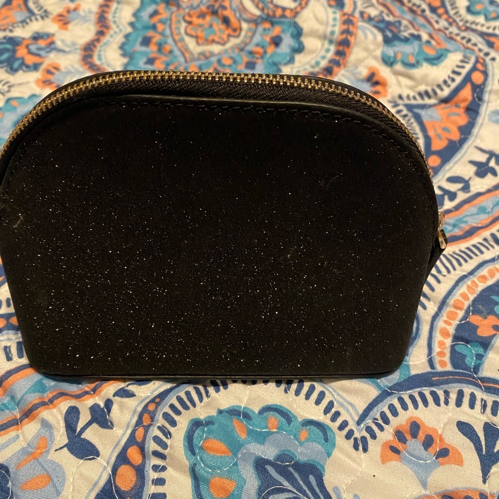 Kate spade small pouch